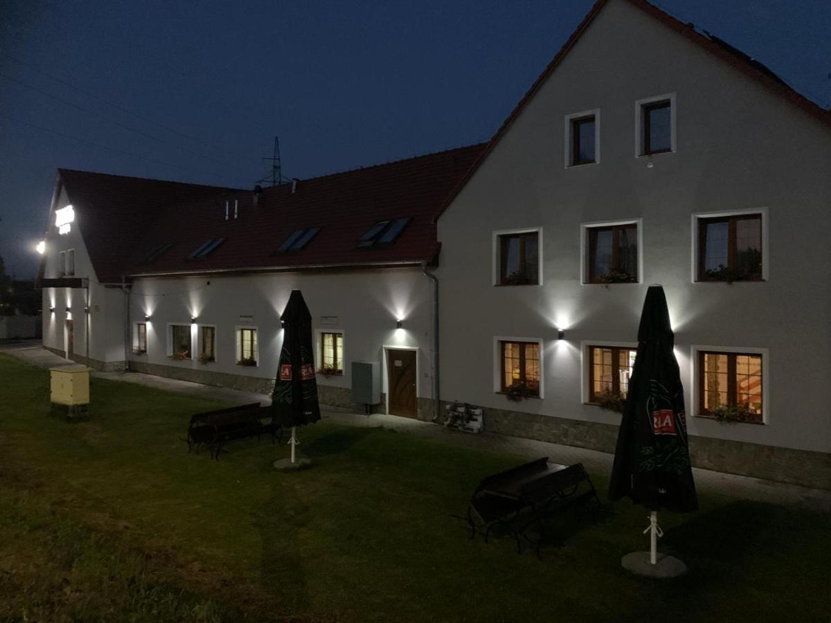 Zajazd Zacheta Kamienna Gora Extérieur photo