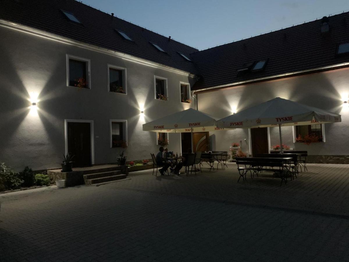 Zajazd Zacheta Kamienna Gora Extérieur photo